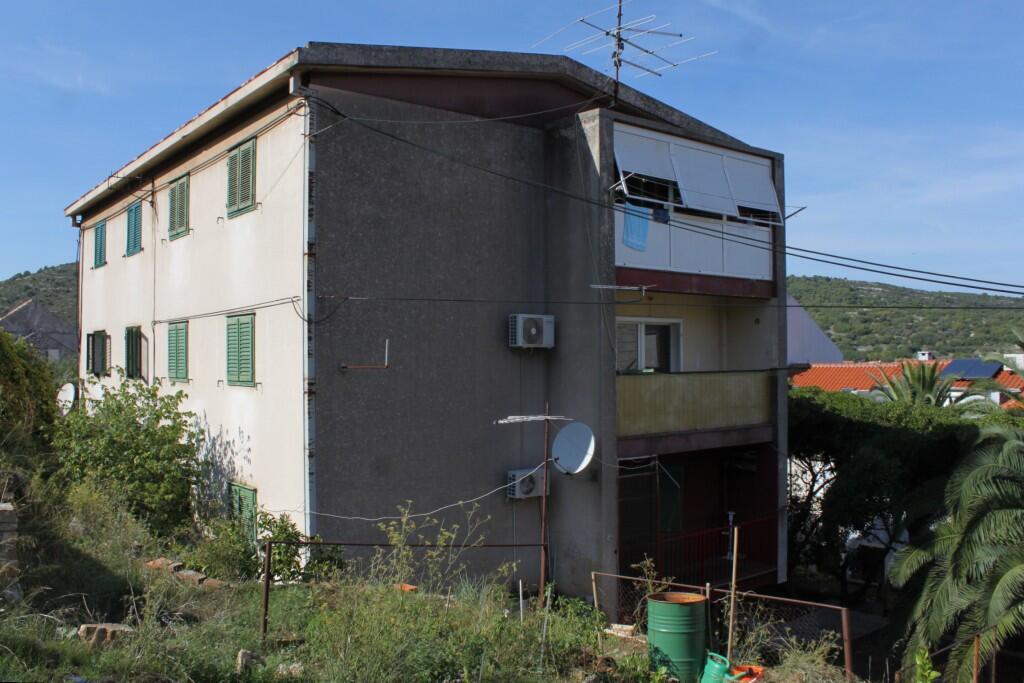 Apartment with balcony Vis, Central Dalmatia
