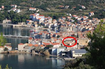 Apartment with terrace Komiža, Central Dalmatia
