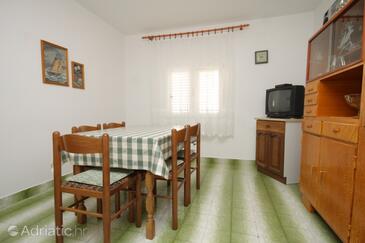 Appartements avec parking Komiza, Vis - 8866