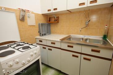 Appartements avec parking Komiza, Vis - 8866