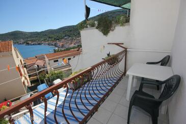 Apartmány s parkovištěm Vis - 8869