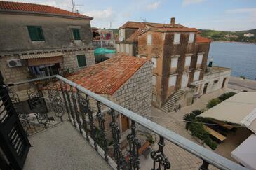 Apartment with balcony Vis, Central Dalmatia