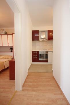 Apartment with balcony Vis, Central Dalmatia