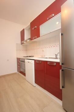 Apartment with balcony Vis, Central Dalmatia