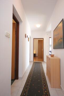 Appartement avec terrasse Vis, Dalmatie Centrale