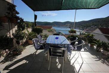 Appartement avec terrasse Vis, Dalmatie Centrale