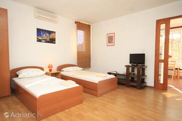 Apartamente cu internet Komiza, Vis - 8911