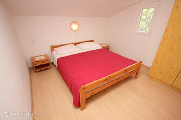 Ferienwohnungen mit Parkplatz Zavala, Hvar - 8912