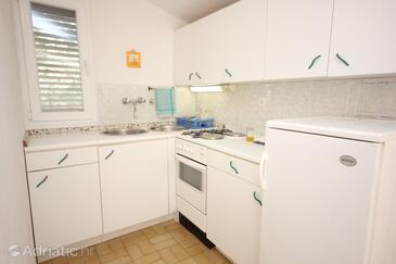 Ferienwohnungen mit Parkplatz Zavala, Hvar - 8912