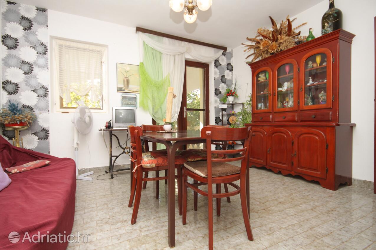 A-8926-a - Alloggi privati - Appartamenti con Internet Comisa - Komiža, Lissa - Vis