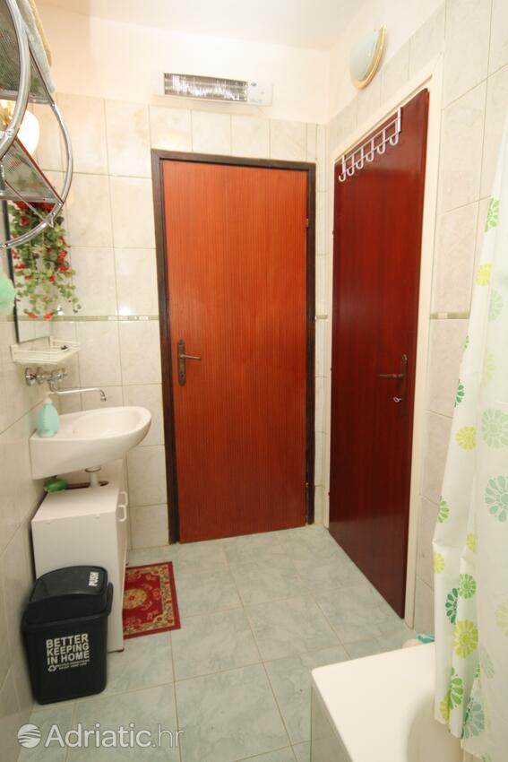 A-8926-b - Alloggi privati - Appartamenti con Internet Comisa - Komiža, Lissa - Vis