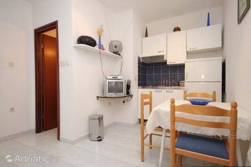 Appartements avec parking Vis - 8938