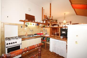 Apartamenty i pokoje nad morzem Komiza, Vis - 8940