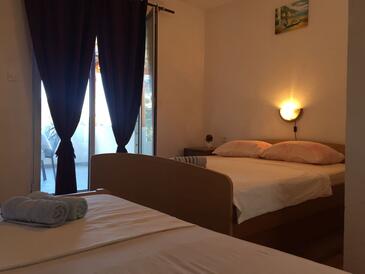 Apartments by the sea Cove Mala Pogorila, Hvar - 8952