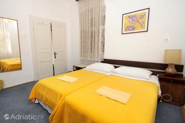 Holiday house with a parking space Molunat, Dubrovnik - 8980