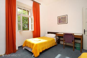 Holiday house with a parking space Molunat, Dubrovnik - 8980