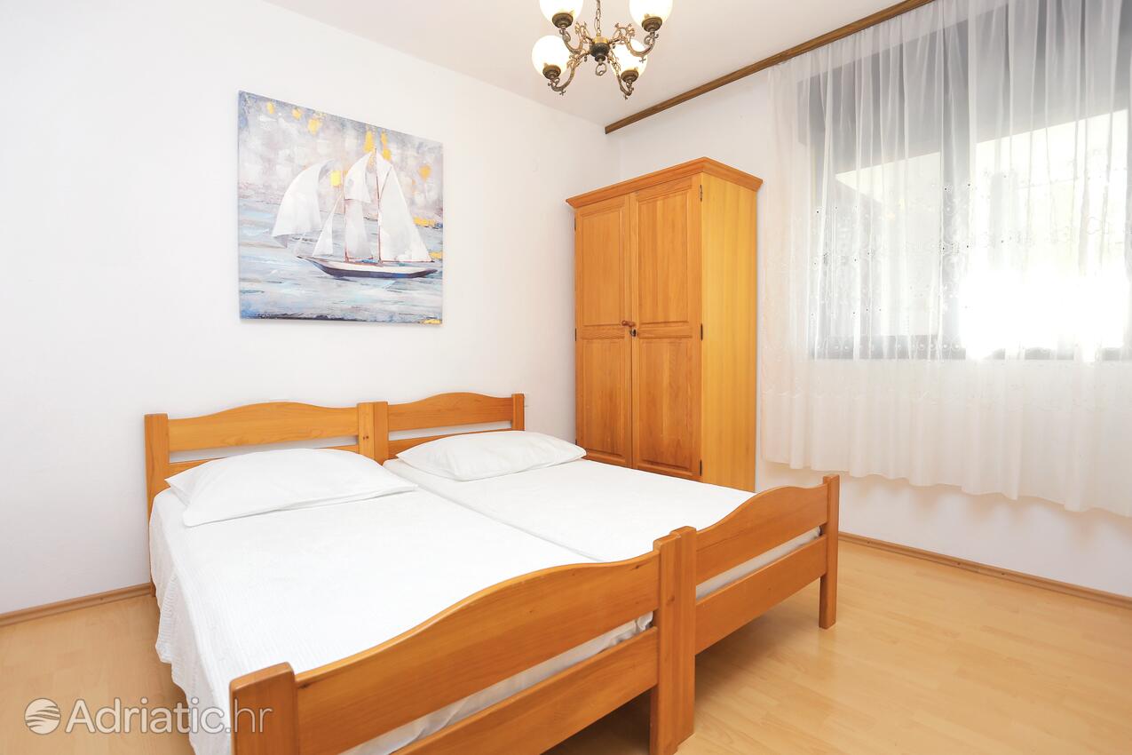 Appartamenti accanto al mare Marina, Traù - Trogir - 9035