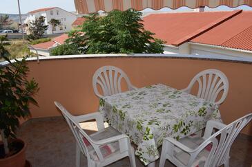 Apartmani uz more Kustići, Pag - 9036