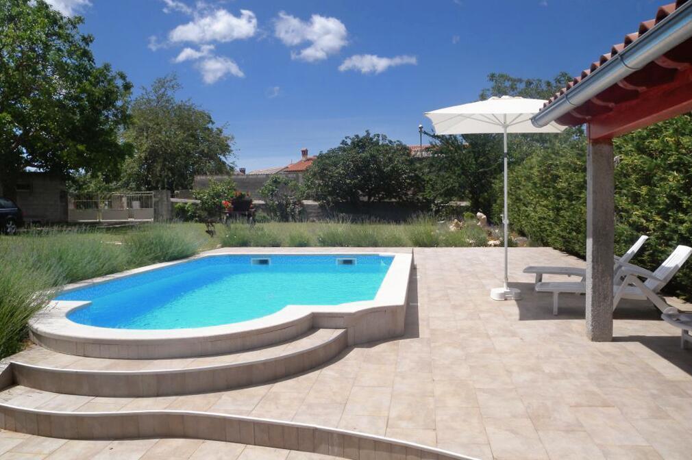 Appartamenti con piscina per famiglie Stokovci (Istria Centrale - Središnja Istra) - 9039