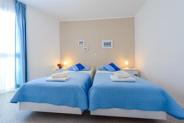 Apartments with parking space Dubrovnik - 9050