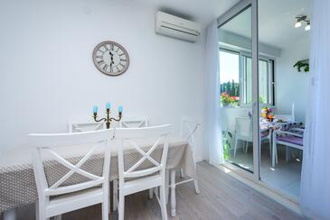 Apartments with parking space Dubrovnik - 9050