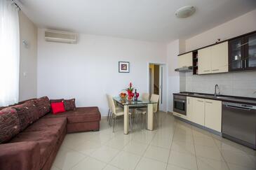 Apartments with parking space Brsečine (Dubrovnik) - 9098