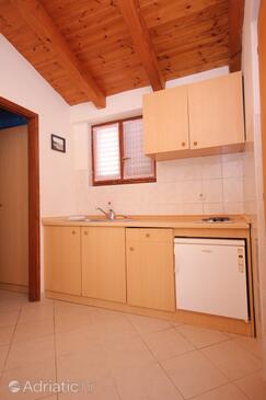 Apartmanok a tenger mellett Sutomiscica, Ugljan - 912