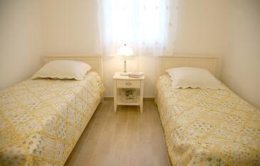 Ferienwohnungen am Meer Sevid, Trogir - 9125