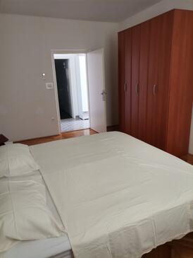 Lejligheder med pool egnet til familier med børn Kneza, Korcula - 9130