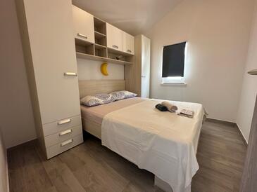 Apartments by the sea Korčula - 9158