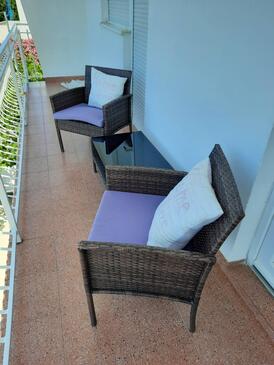 Apartments with terrace Brodarica, North Dalmatia
