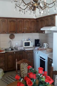 Apartments with terrace Brodarica, North Dalmatia