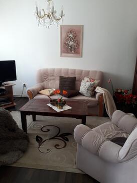 Apartments with terrace Brodarica, North Dalmatia