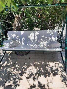 Apartments with terrace Brodarica, North Dalmatia