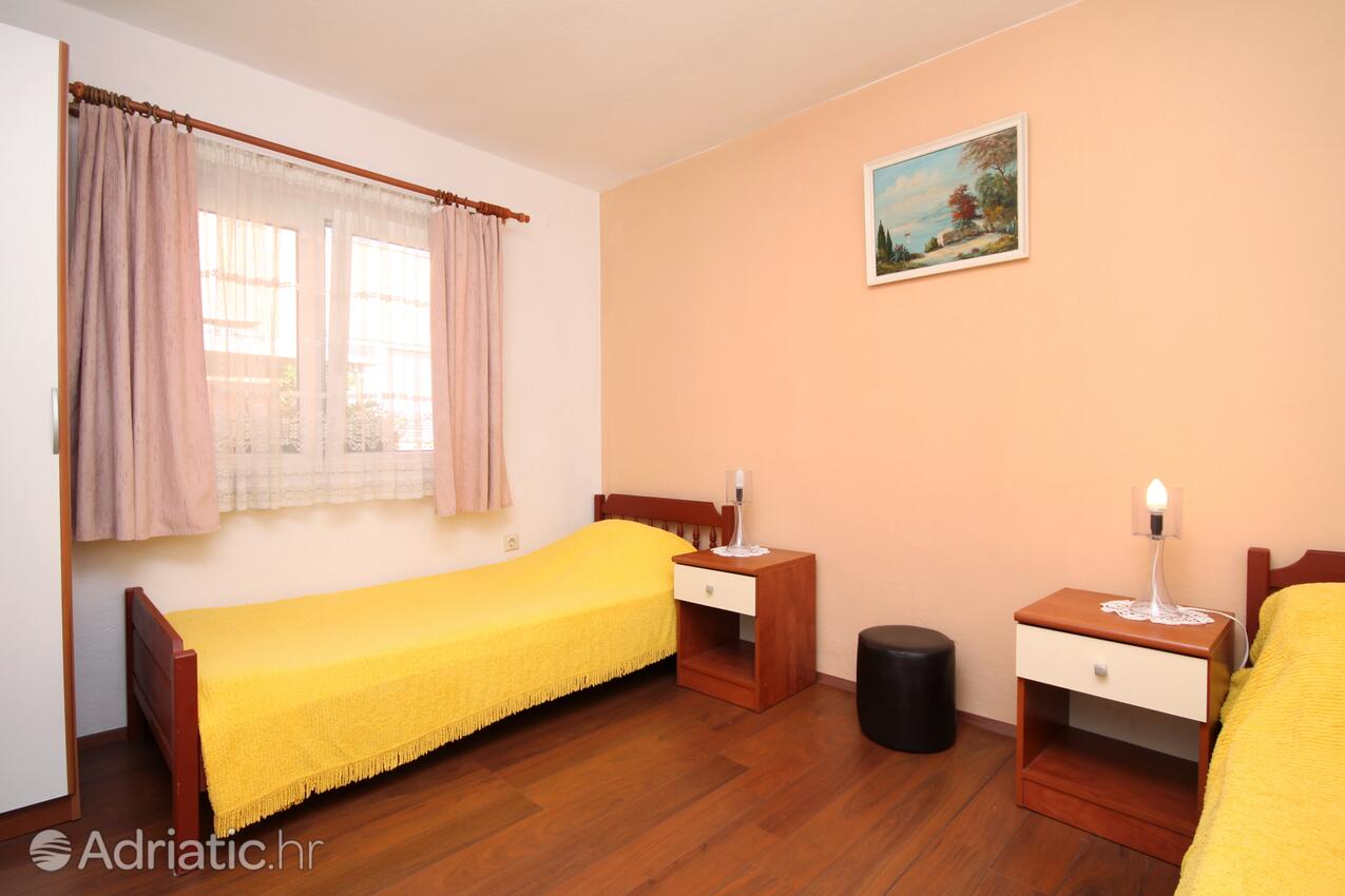 Apartments for families with children Kaštel Štafilić, Kaštela - 9211