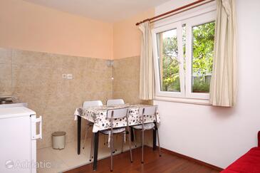 Apartments for families with children Kaštel Štafilić, Kaštela - 9211
