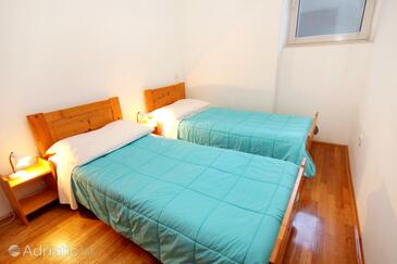 Apartments by the sea Cove Vrbovica, Korčula - 9225