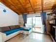 Zavalatica, Camera di soggiorno nell'alloggi del tipo apartment, condizionatore disponibile e WiFi.