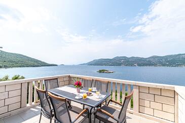 Appartamento di tre stanze Tri Zala, Curzola - Korčula (A-9237-d)
