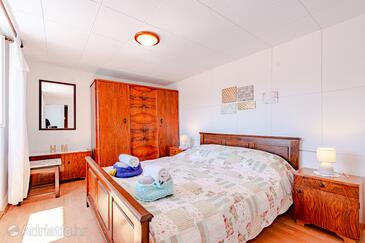 Ferienwohnungen mit Parkplatz Zrnovo, Korcula - 9239