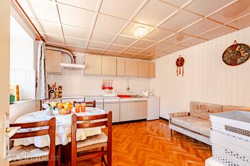 Apartamenty z parkingiem Zrnovo, Korcula - 9239