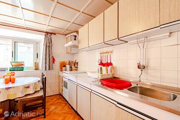 Апартаменты с парковкой Жрново - Žrnovo, Корчула - Korčula - 9239