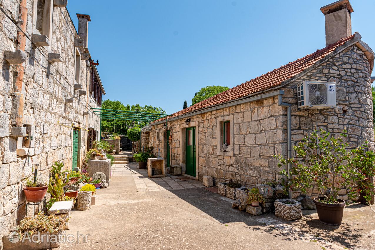 Ferienwohnungen mit Parkplatz Zrnovo, Korcula - 9239