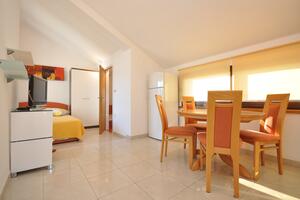 Studio flat Vela Luka Studio flat Vela Luka, Korčula (AS-9243-a)