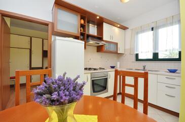 Apartments by the sea Vela Luka (Korčula) - 9244