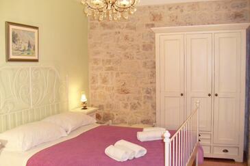 Ferienwohnungen mit Parkplatz Komiza, Vis - 9247