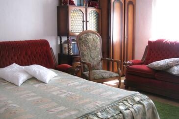 Apartments with parking space Vodice - 927