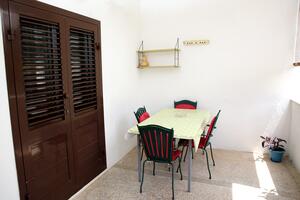 Dvoupokojový apartmán Vodice (A-928-a)