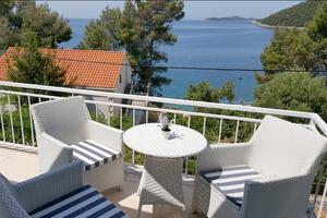 Three bedroom apartment Brna, Korčula (A-9296-a)