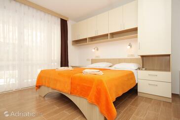 Apartments by the sea Lumbarda, Korčula - 9304